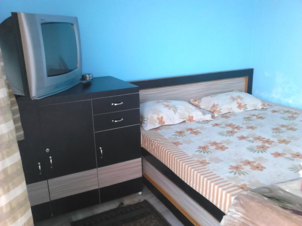 Leela Guest House Βαρανάσι Δωμάτιο φωτογραφία