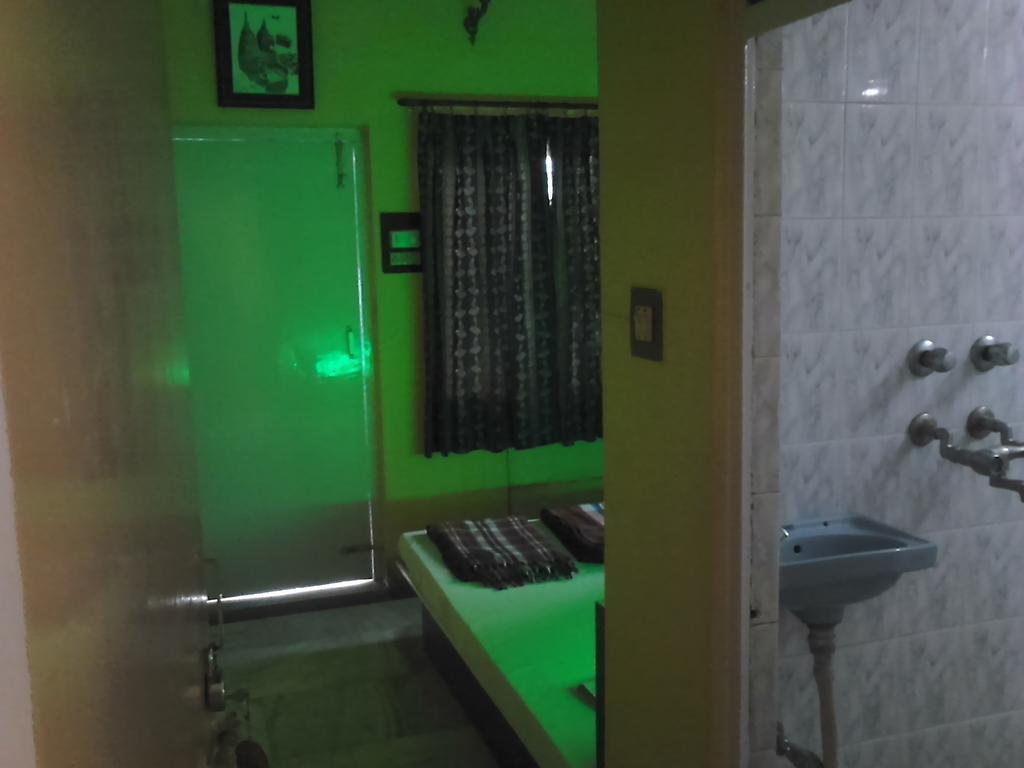 Leela Guest House Βαρανάσι Δωμάτιο φωτογραφία